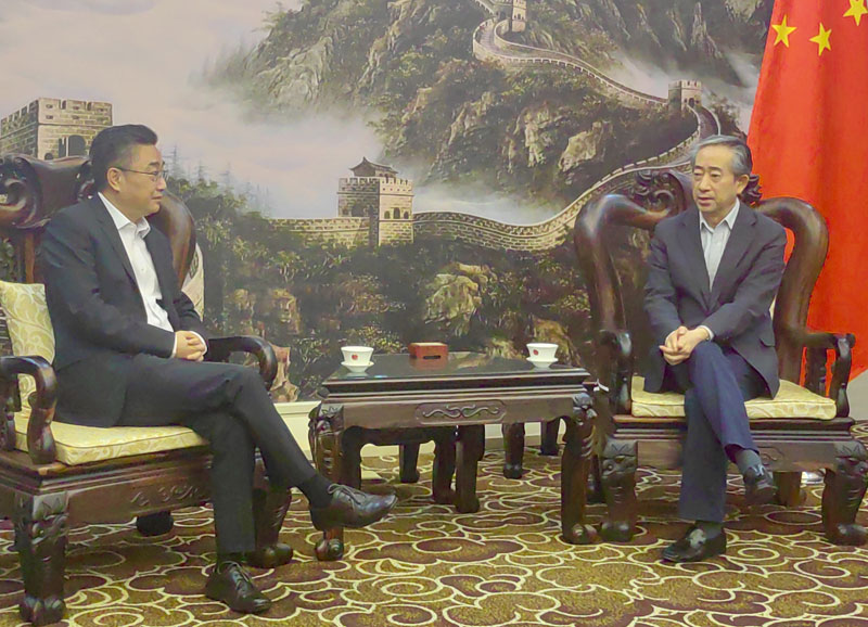 史忠俊秘书长会见中国驻越南大使熊波