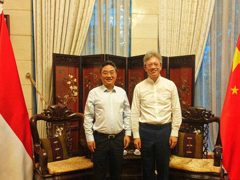 Shi Zhongjun Exchanges Views with Chinese Ambassadors to Indonesia and ASEAN