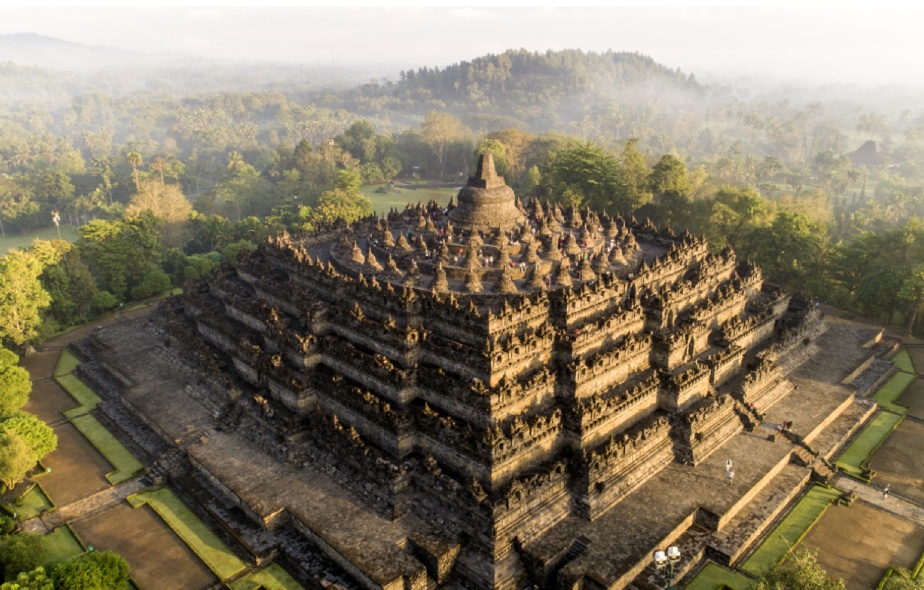 BOROBUDUR