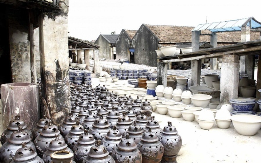 Bat Trang ceramic village