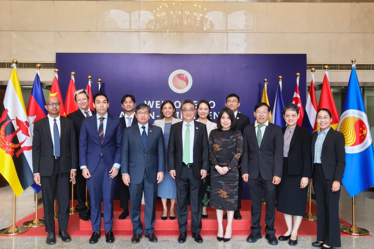 泰国政府跨部门代表团到访中国—东盟中心